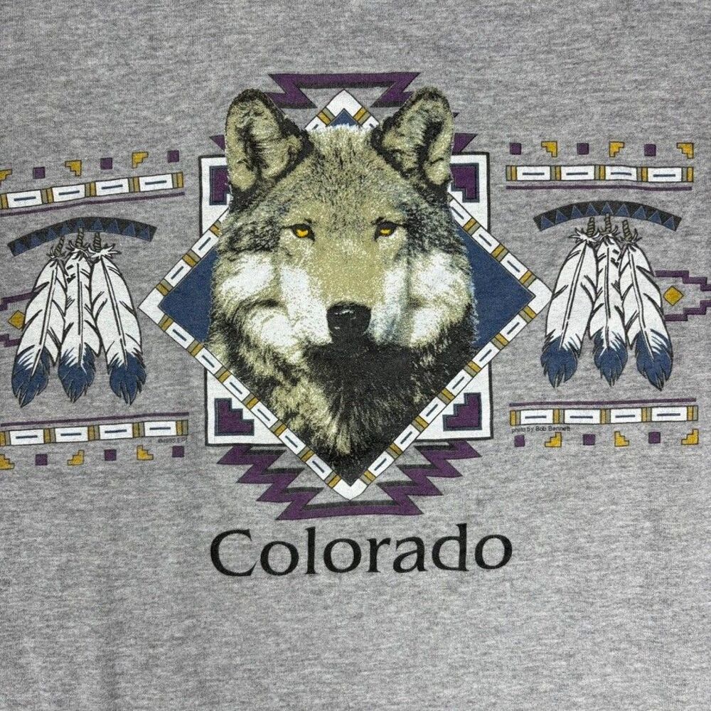 Vintage 90s Wolf T-Shirt XL USA‎ Colorado Bob Bennett Native American Graphic
